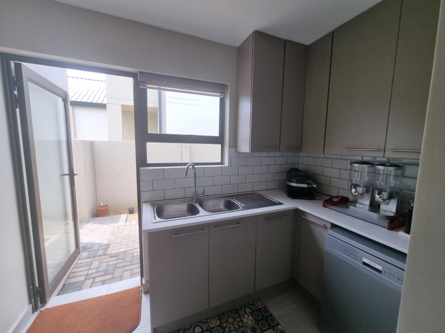 To Let 3 Bedroom Property for Rent in La Camargue Private Country Estate North West